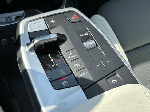 New 2027 BMW X1 xDrive28i AWD/4WD image 29