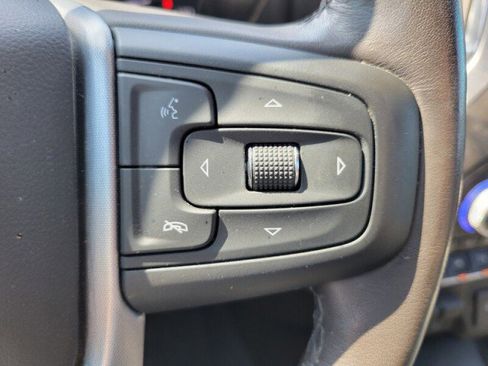 Used 2022 GMC Sierra 1500 SLT AWD/4WD image 17