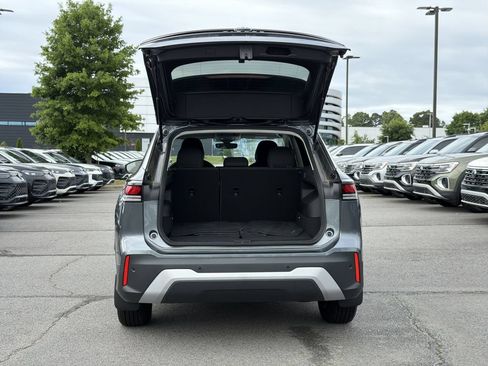 New 2025 Volkswagen Tiguan S FWD image 14