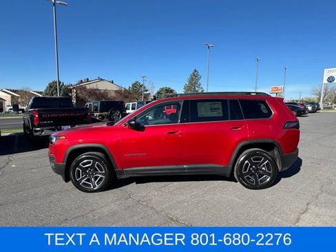 New 2026 Jeep Cherokee Laredo AWD/4WD image 8