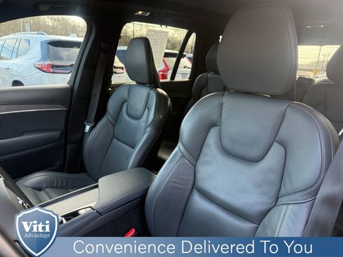 Certified 2022 Volvo XC90 T6 Inscription w/ Lounge Package image 18