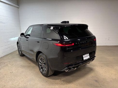 New 2025 Land Rover Range Rover Sport Dynamic SE image 9