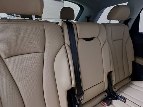 New 2025 Audi Q7 3.0T Premium Plus image 28