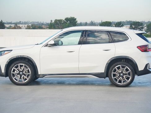 Used 2026 BMW X1 xDrive28i w/ Technology Package AWD/4WD image 4