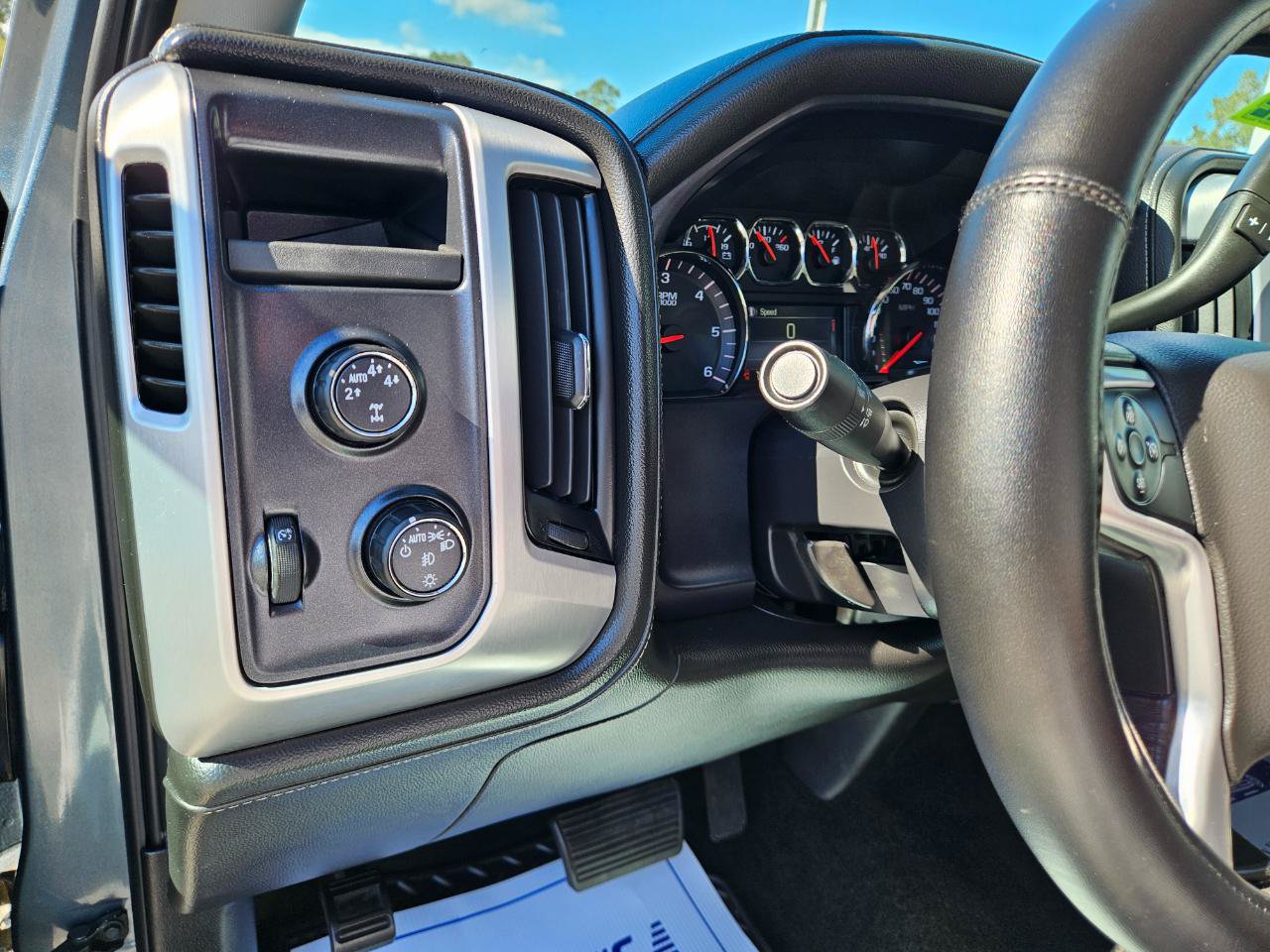 Used 2014 GMC Sierra 1500 SLE w/ SLE Value Package AWD/4WD image 21