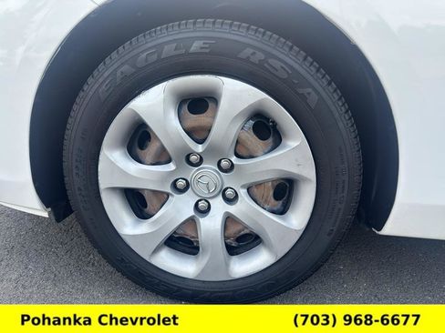Used 2012 MAZDA MAZDA3 i Sport FWD image 24