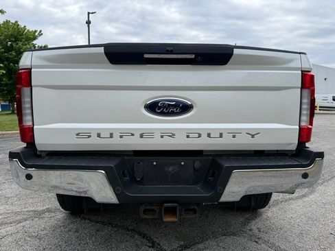 Used 2019 Ford F250 Lariat w/ Lariat Ultimate Package AWD/4WD image 6