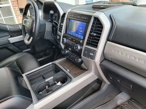 Used 2021 Ford F250 Lariat w/ Lariat Ultimate Package image 18