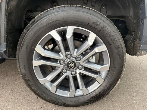 Used 2026 Toyota 4Runner Limited AWD/4WD image 34