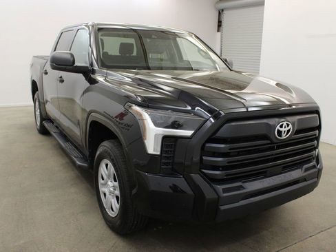 Used 2022 Toyota Tundra SR w/ SR Tow Package AWD/4WD image 6