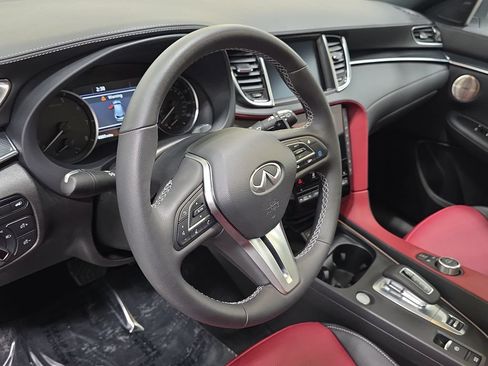 Certified 2025 INFINITI QX50 Sport AWD/4WD image 12