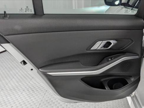 Used 2020 BMW 330i Sedan RWD image 16