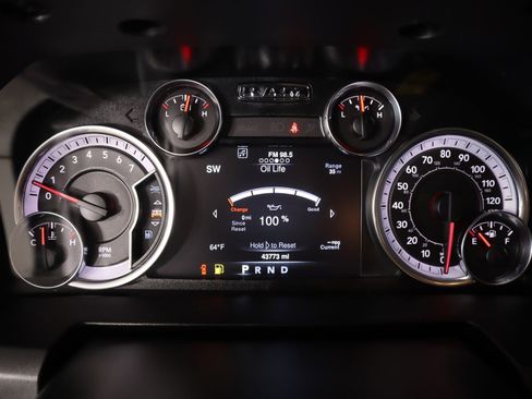 Used 2021 RAM 1500 Tradesman w/ Chrome Plus Package image 4