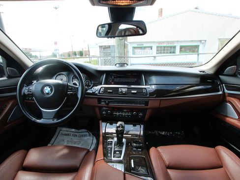 Used 2015 BMW 550i xDrive Sedan AWD/4WD image 13