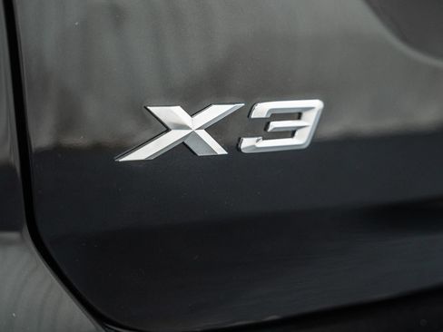 Used 2024 BMW X3 xDrive30i w/ Premium Package AWD/4WD image 8
