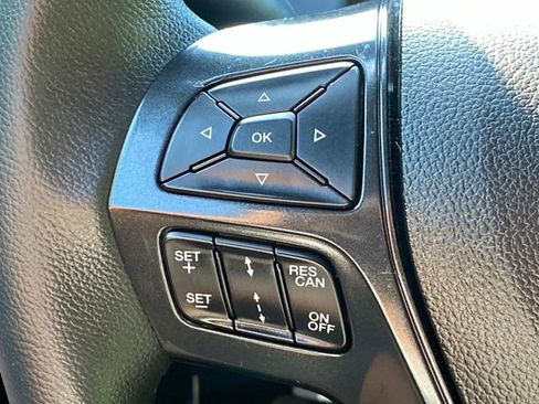 Used 2019 Ford Explorer XLT w/ Equipment Group 201A FWD image 19