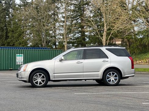 Used 2004 Cadillac SRX V8 AWD/4WD image 2