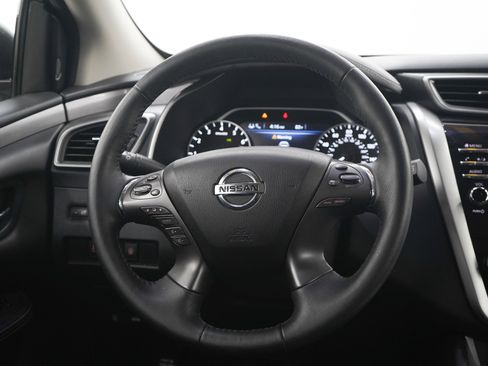 Used 2020 Nissan Murano SV AWD/4WD image 16