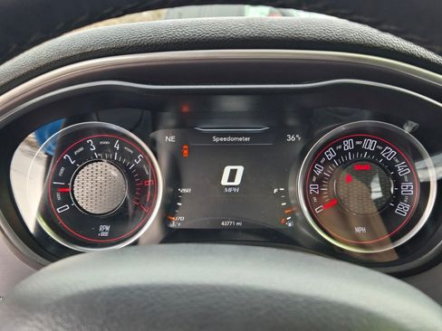 Used 2019 Dodge Challenger R/T Scat Pack w/ Widebody Package image 29