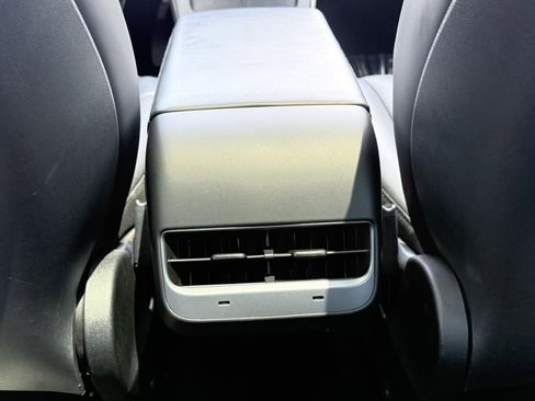 Used 2023 Tesla Model 3 Standard Range RWD image 43