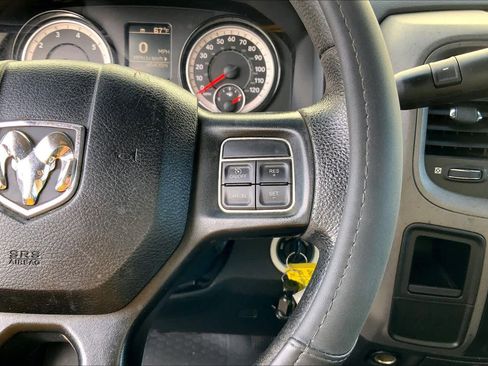 Used 2017 RAM 3500 Tradesman image 24