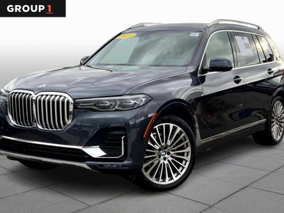 Used 2021 BMW X7 xDrive40i w/ Premium Package 2