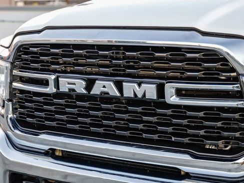 Used 2024 RAM 2500 Big Horn image 6