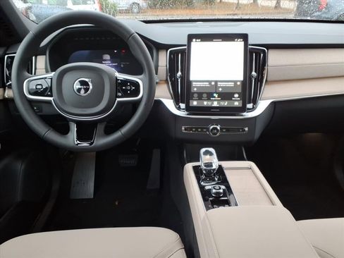 New 2026 Volvo XC90 T8 Plus w/ Protection Package Premier image 12