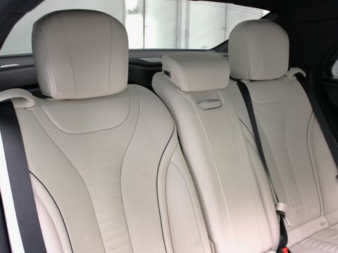 Used 2018 Mercedes-Benz S 560 Sedan image 46