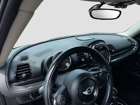 Used 2017 MINI Cooper Clubman S FWD image 9
