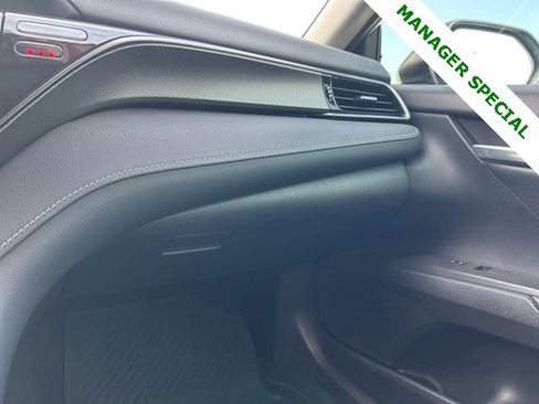Used 2024 Toyota Camry XSE image 40