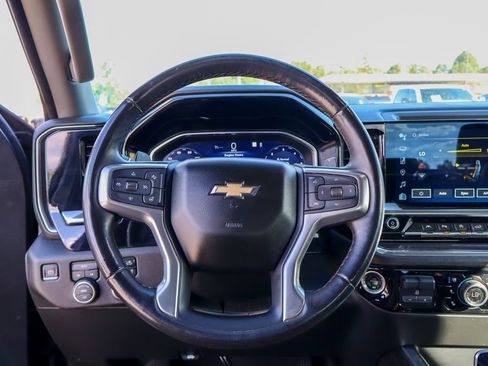 Used 2023 Chevrolet Silverado 1500 LTZ AWD/4WD image 24