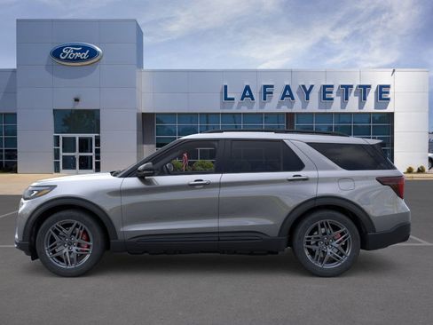 New 2026 Ford Explorer ST image 3
