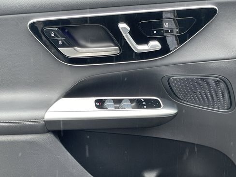 Certified 2025 Mercedes-Benz GLC 300 4MATIC image 19