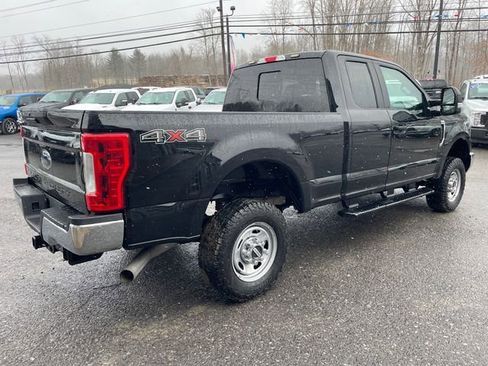 Used 2018 Ford F250 XL w/ Power Equipment Group image 8