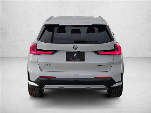 Used 2026 BMW X1 xDrive28i w/ Technology Package AWD/4WD image 7