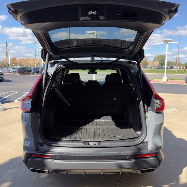 Certified 2026 Honda CR-V Sport Touring image 14