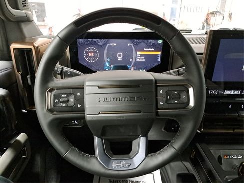 New 2025 GMC Hummer EV 3X image 25