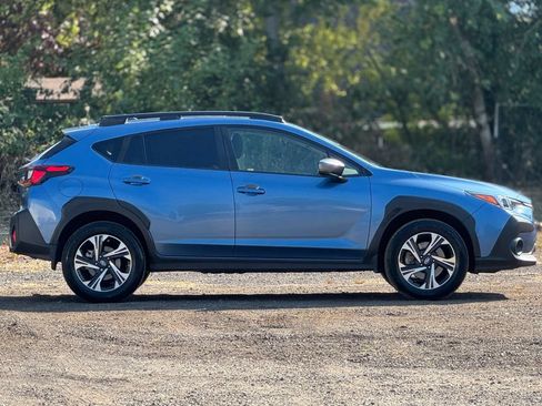 Used 2024 Subaru Crosstrek 2.0i Premium AWD/4WD image 8