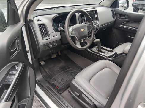 Used 2019 Chevrolet Colorado W/T w/ Custom Special Edition AWD/4WD image 10