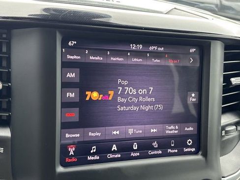 Used 2019 RAM 2500 Laramie w/ Night Edition AWD/4WD image 34