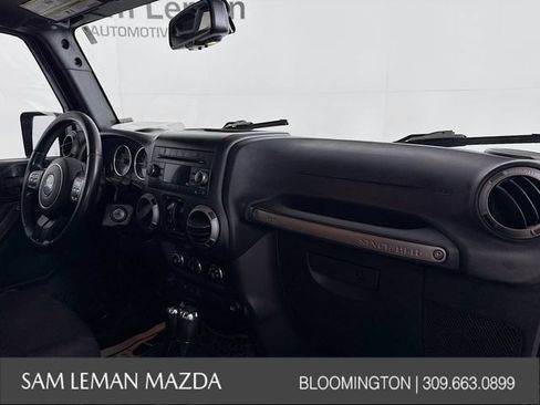 Used 2015 Jeep Wrangler Unlimited Sport w/ Quick Order Package 24S AWD/4WD image 24