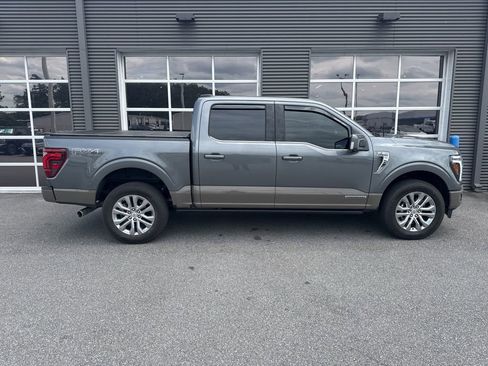 Used 2025 Ford F150 King Ranch w/ FX4 Off-Road Package AWD/4WD image 4
