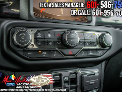 Used 2021 Jeep Wrangler Unlimited Rubicon w/ Trailer Tow Package image 25