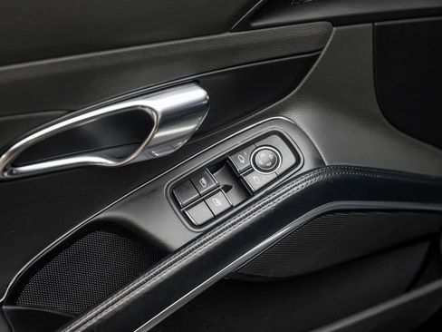 Used 2015 Porsche 911 Carrera 4S image 26