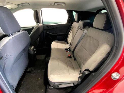 Used 2022 Ford Escape SE w/ SE Sport Appearance Package FWD image 24