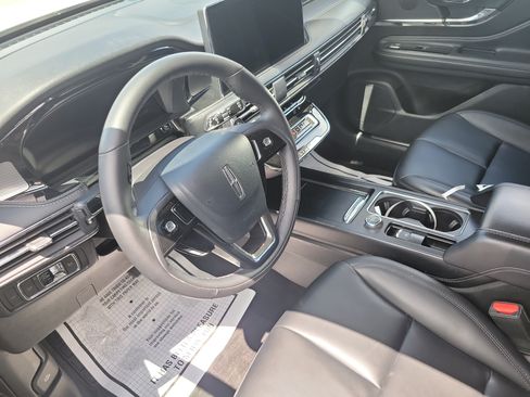 Used 2024 Lincoln Corsair FWD image 15