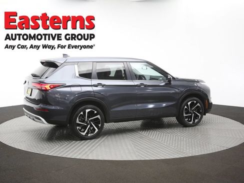 Used 2024 Mitsubishi Outlander SE AWD/4WD image 42