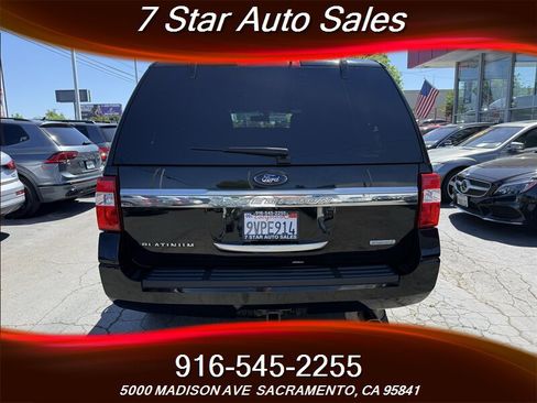 Used 2017 Ford Expedition Platinum AWD/4WD image 5
