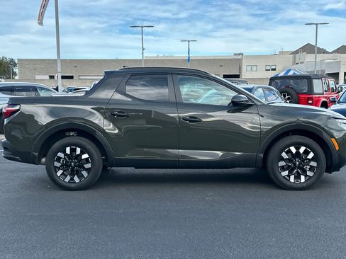 Used 2025 Hyundai Santa Cruz SEL image 2